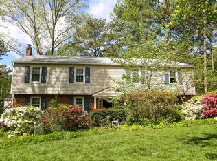 2320 Colton Dr, North Chesterfield, VA 23235