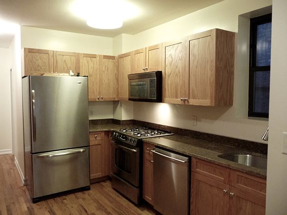 3rd image of 158 W 119th St APT 2