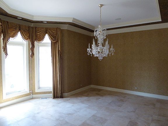 3rd image of 1703 N Pebble Beach Way