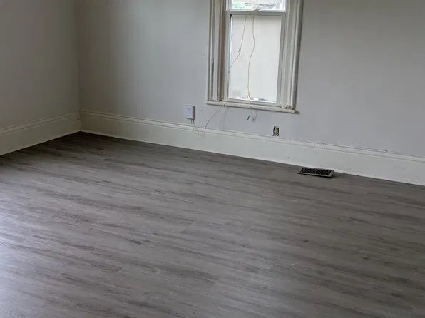 (undisclosed Address), Lansing, MI 48933