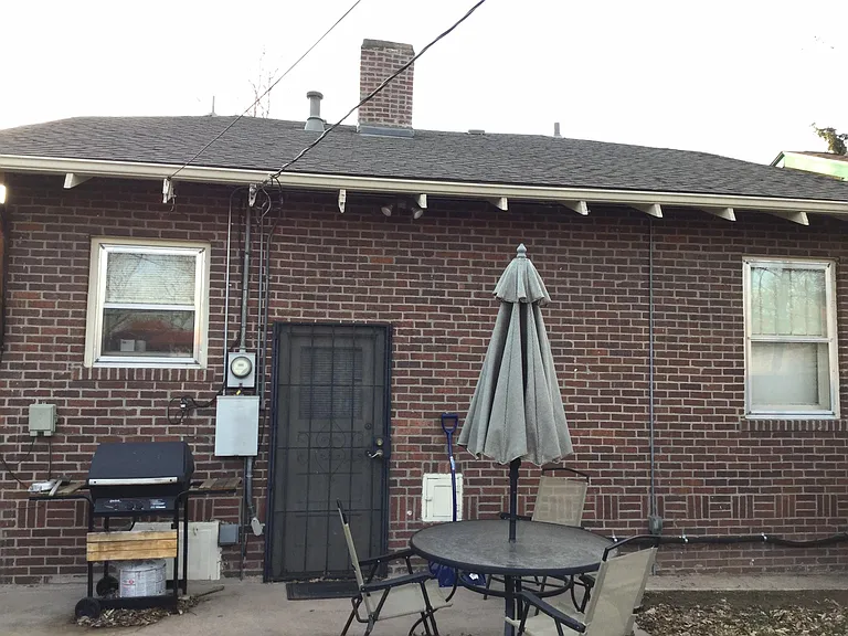 360 N Clarkson St — Photo 13