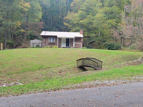 3rd image of 1061 Caldwell Dr