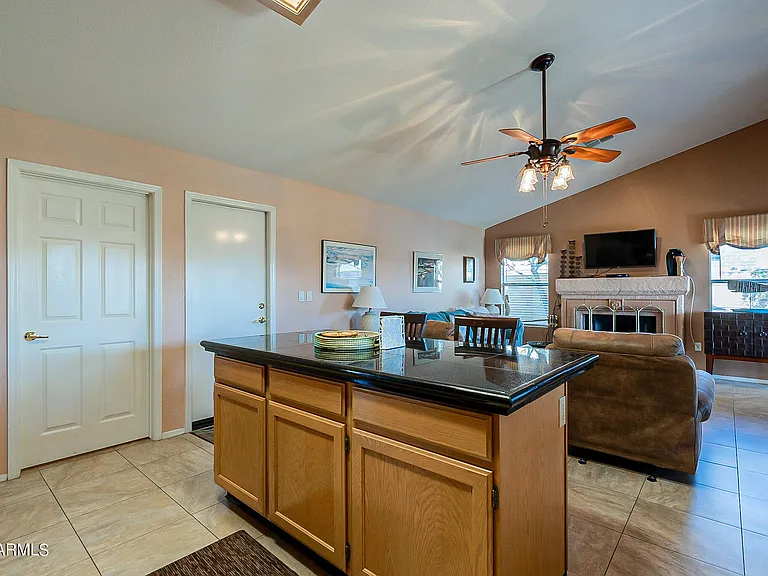 9023 W Lisbon Ln — Photo 41
