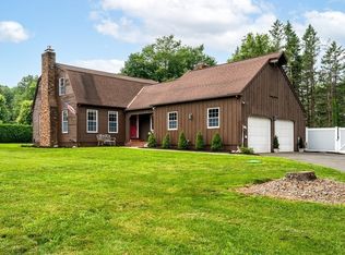 20 Coleman Rd, Southampton, MA 01073