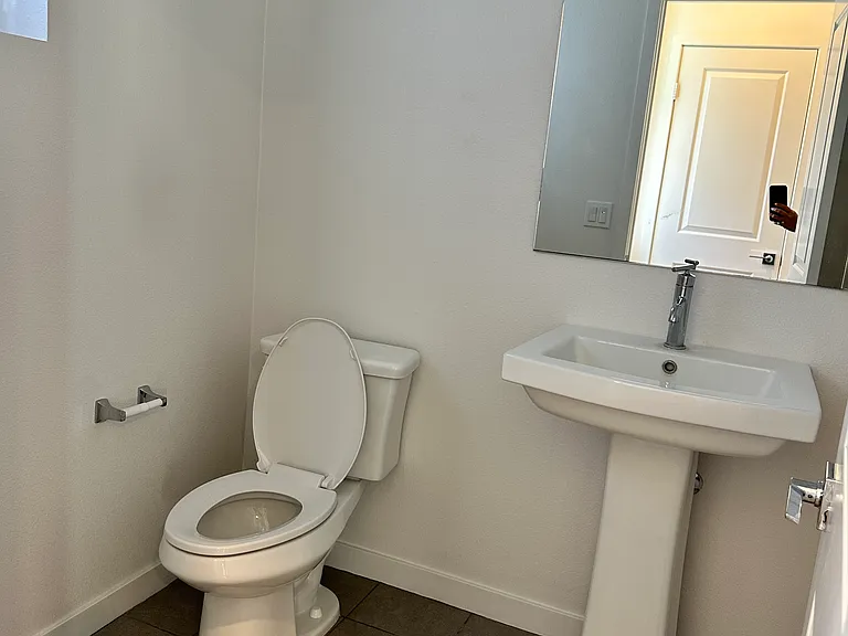 10425 Newbliss Way — Photo 8