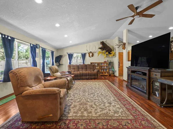 12186 SE Juniper Canyon Rd, Prineville, OR 97754