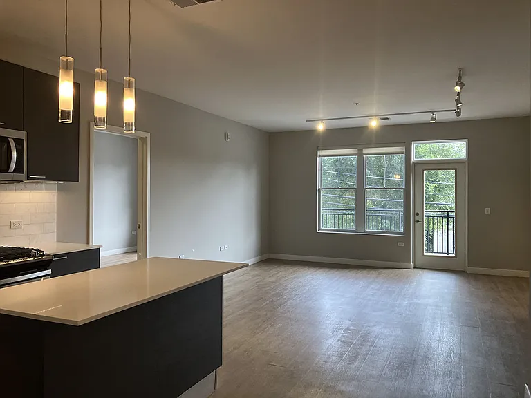 HIGHPOINT Clarendon Hills — Photo 57