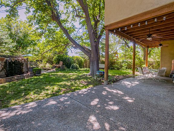 2nd image of 4020 Avenida La Resolana NE