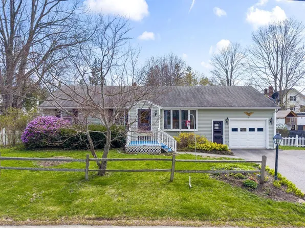 3 Douglas Street, Lisbon, ME 04252