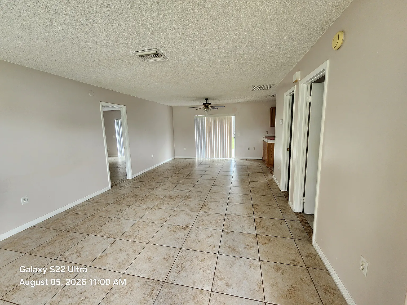 2 bed, 1159 sqft, $1,650 — Photo 4