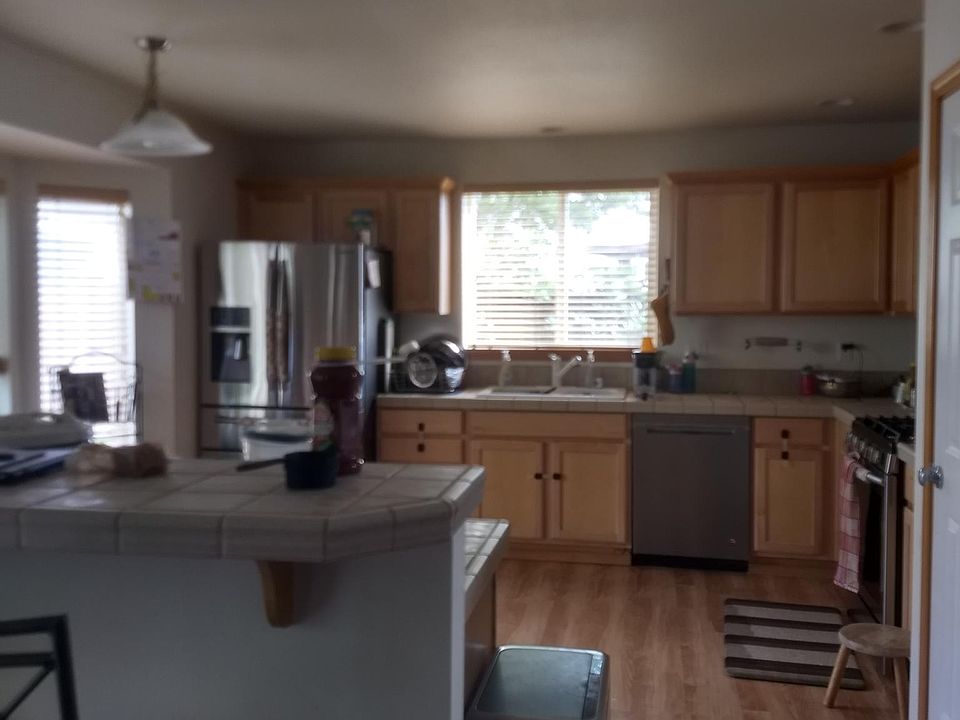 2nd image of 4619 152nd Pl SE