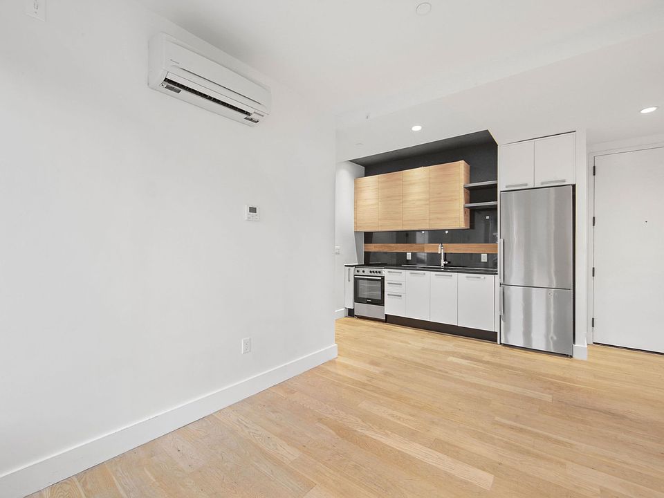 1st image of 245 Johnson Ave #1B