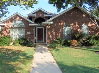 1817 Creekpark Trl, Arlington, TX 76018