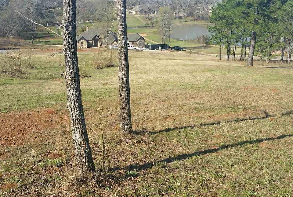 1st image of 120 Lake Lou Ella Dr