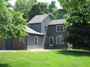 19 Rushford Meade, Granby, CT 06035