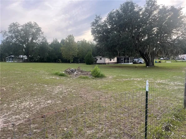 3091 SE 109th Ct, Morriston, FL 32668