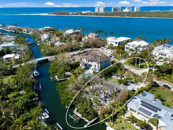 3441 Gulfmead Dr #7, Sarasota, FL 34242