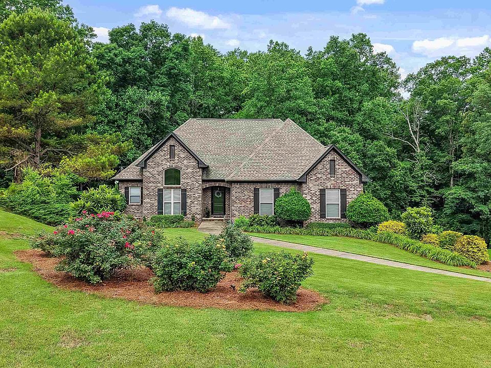 1st image of 576 Fultonbrook Dr
