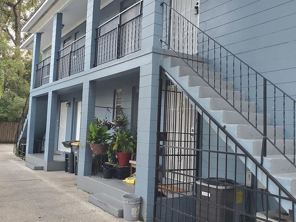 1st image of 1564 W 14th St #1