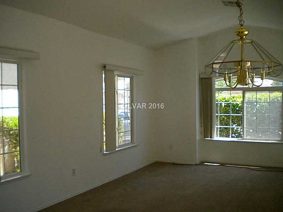 4th image of 8971 Crooked Ct
