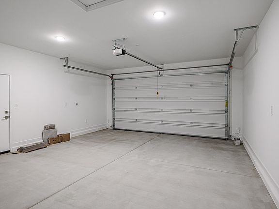 4th image of 7986 W Frier Dr