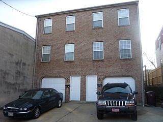 1st image of 1222 Linden St