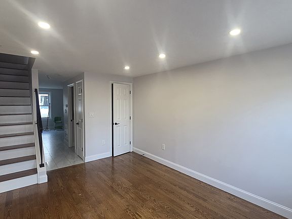 3rd image of 90 Light St APT 15