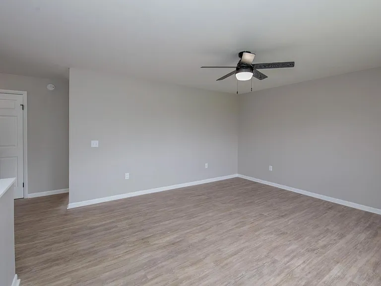 3004 Nichols Rd — Photo 11