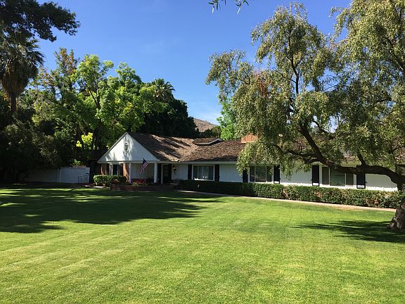 3rd image of 6220 E Montecito Ave