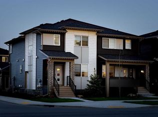 168 S Bridgeport Ave, Chestermere, AB T1X3E8