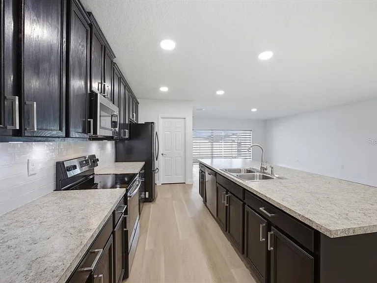 446 Hamlet Loop — Photo 13