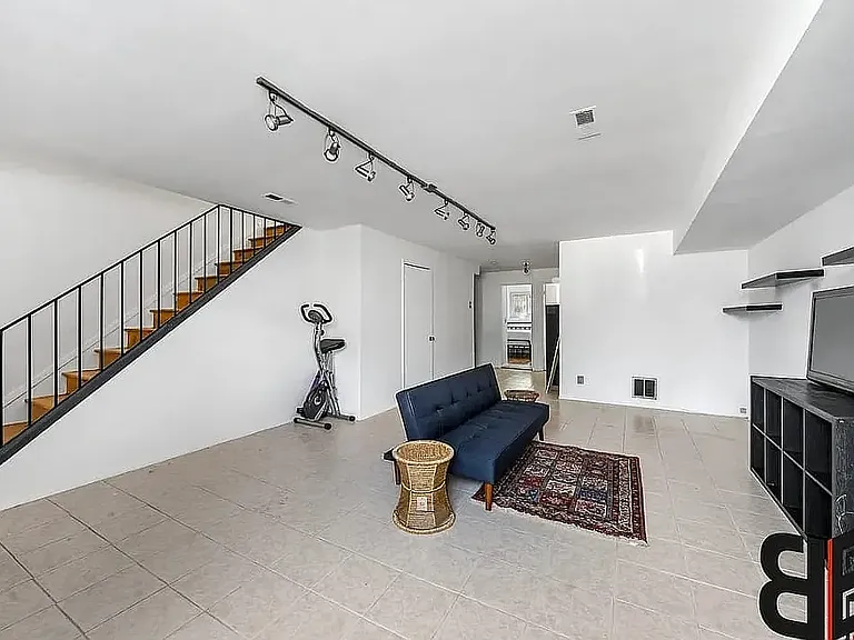 496 Lexington Ave #Penthouse 1 — Photo 13