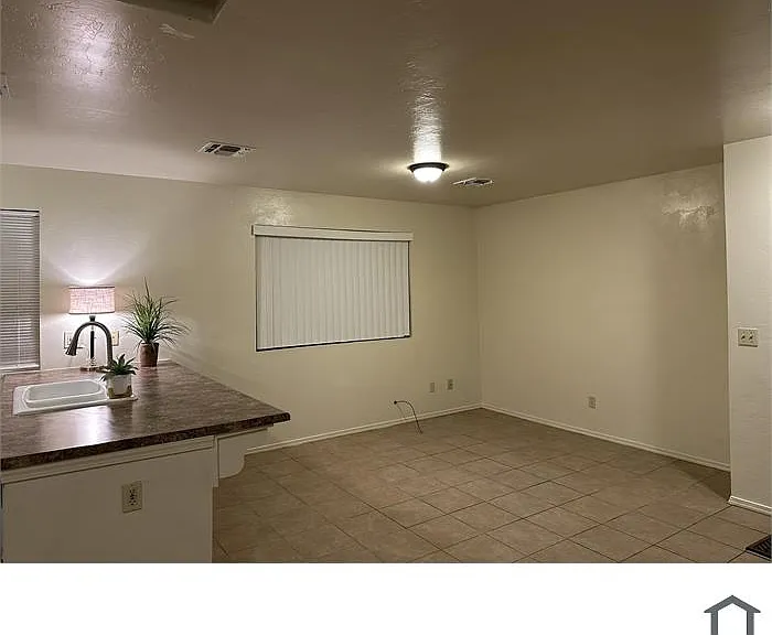 1825 S Jefferson Ave — Photo 7