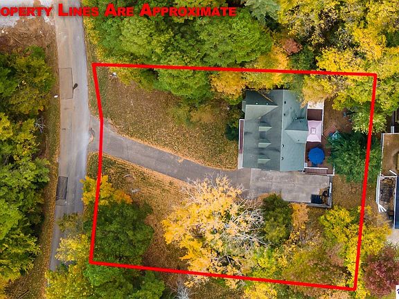 2nd image of 127 Ridge Pole Rd