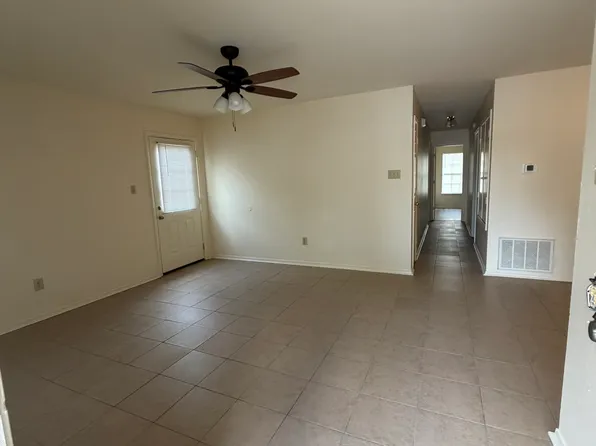 626 Benbrook Ct #626, Benton, AR 72015