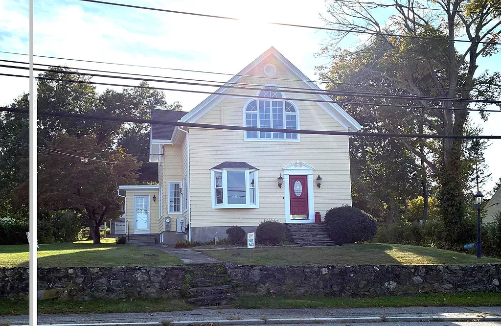 Property main image
