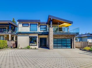 1126 Stevens St, White Rock, BC V4B 4X8