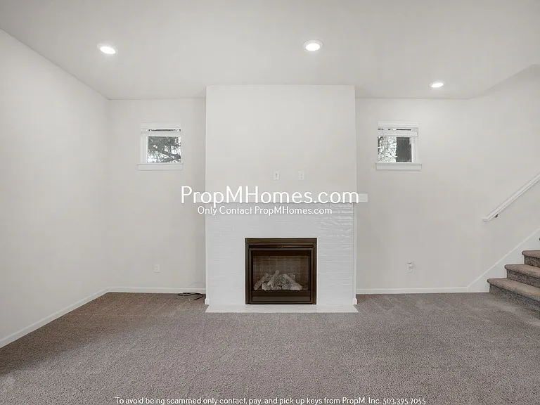 10709 SW 72nd Ave — Photo 9