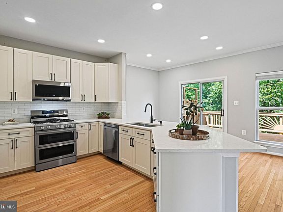 3rd image of 13102 Forest Mist Ln