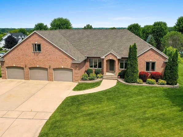 4008 Garrett St, De Pere, WI 54115