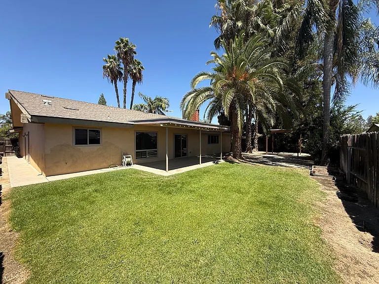 7809 Westdumfries Ct — Photo 15