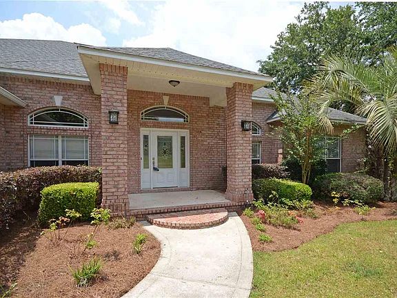 2nd image of 5712 Tamarack Dr