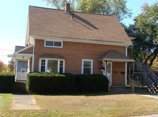 51 Orchard St, Bellingham, MA 02019