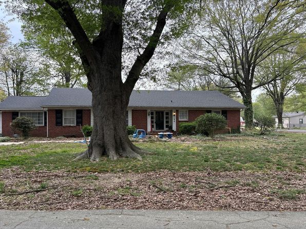 610 Circle Ln, Stuttgart, AR 72160