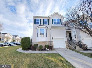 102 Castleton Rd, Riverside, NJ 08075