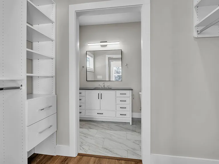 323 Wilkins St #B — Photo 10