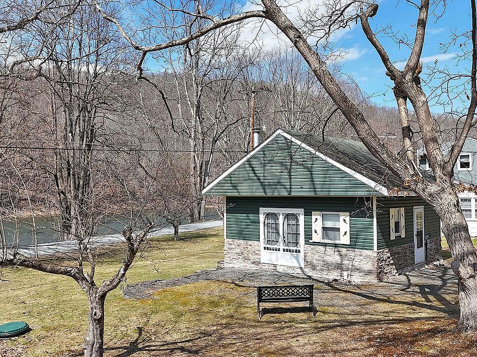 1st image of 860 River Road