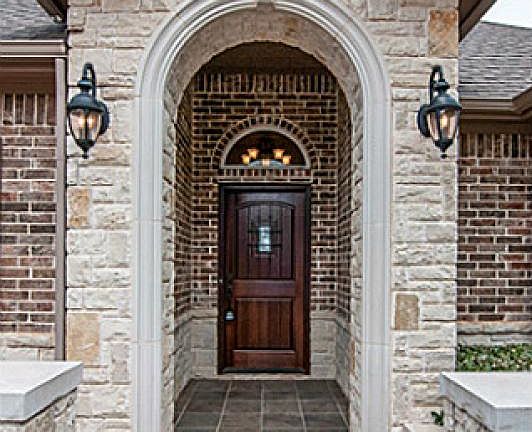 4th image of 4108 Bluff View Dr