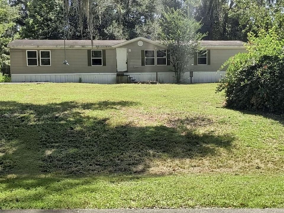 1st image of 8457 Manor Dr