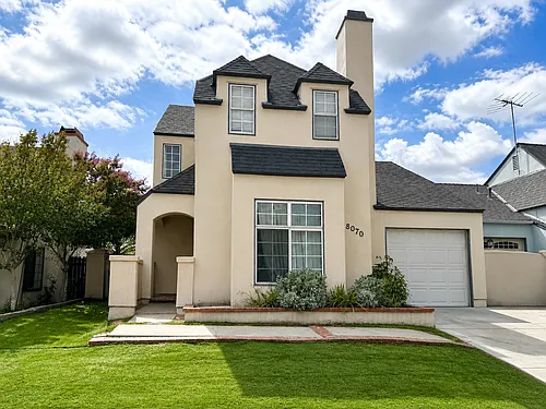 8070 Haven View Dr Photo 1